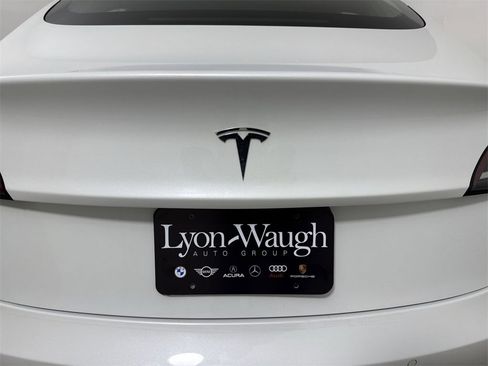 Used 2018 Tesla Model 3 Long Range image 18