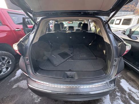 Used 2018 Nissan Murano Platinum image 9