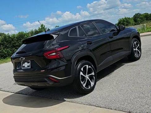 New 2026 Chevrolet Trax RS w/ Driver Confidence Package FWD image 8