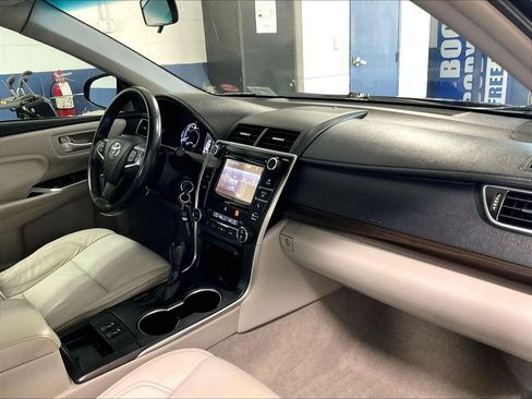 Used 2016 Toyota Camry XLE FWD image 14