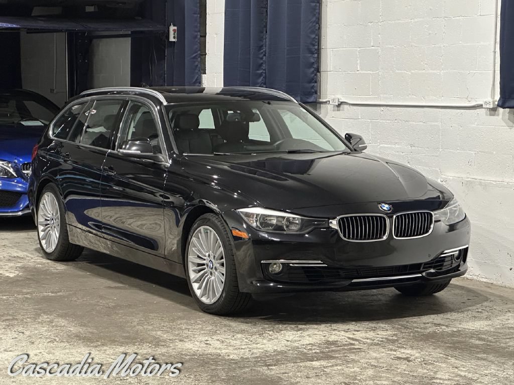 Used 2015 BMW 328i xDrive Wagon AWD/4WD image 1