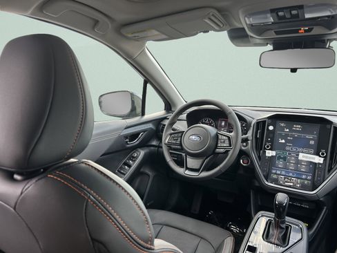 Used 2025 Subaru Crosstrek 2.5i Limited image 18