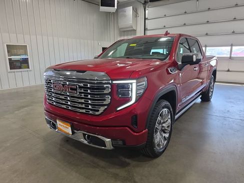 Used 2023 GMC Sierra 1500 Denali w/ Denali Reserve Package AWD/4WD image 4