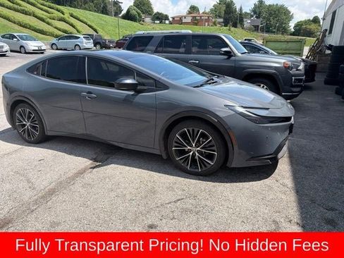 Used 2024 Toyota Prius XLE FWD image 15