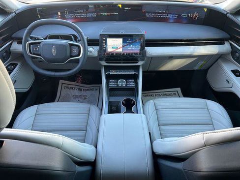New 2026 Lincoln Nautilus Reserve w/ Jet Appearance Package AWD/4WD image 10