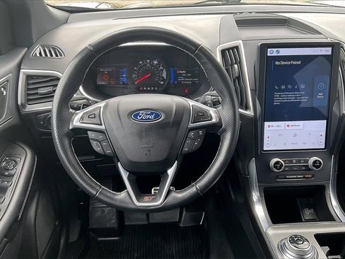 Used 2021 Ford Edge ST image 4