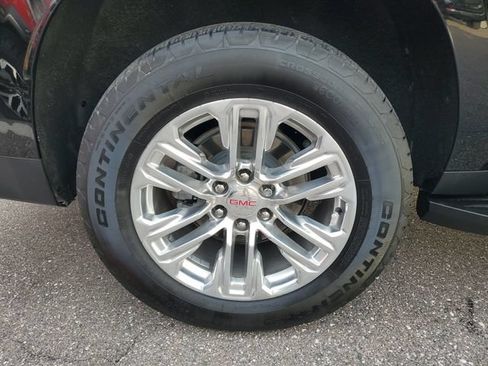 Used 2023 GMC Yukon XL SLT RWD image 5