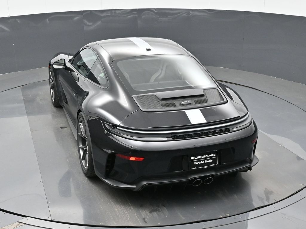 Used 2026 Porsche 911 GT3 RWD image 28