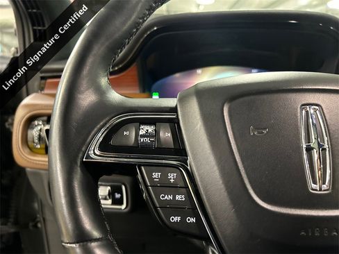 Certified 2023 Lincoln Nautilus Reserve image 13