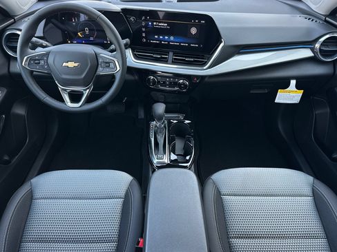 New 2026 Chevrolet Trax LT w/ Driver Confidence Package FWD image 13