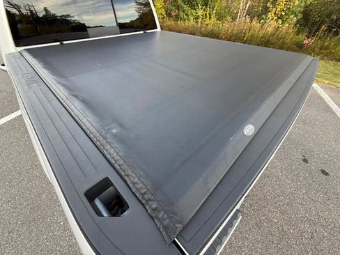 Used 2017 GMC Sierra 1500 Denali AWD/4WD image 3