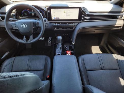 Used 2025 Toyota Camry XSE FWD image 14