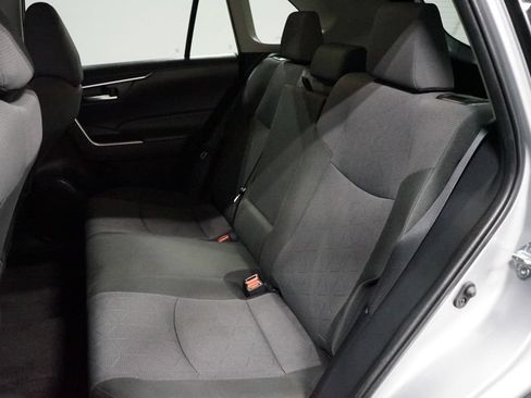 Certified 2025 Toyota RAV4 XLE FWD image 29