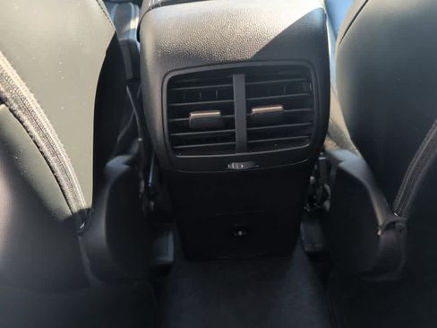 Used 2023 Ford Escape Platinum image 14