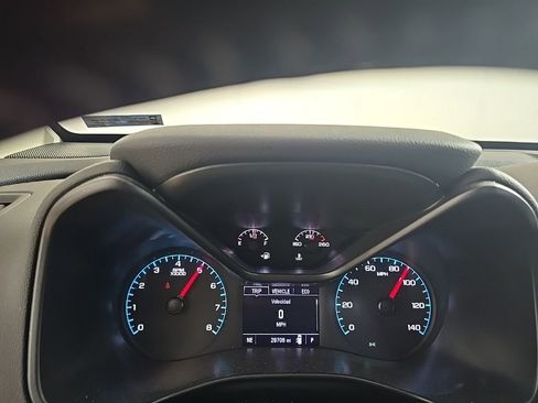 Used 2022 Chevrolet Colorado LT w/ LT Convenience Package image 11