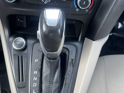 Used 2015 Ford Focus SE image 22