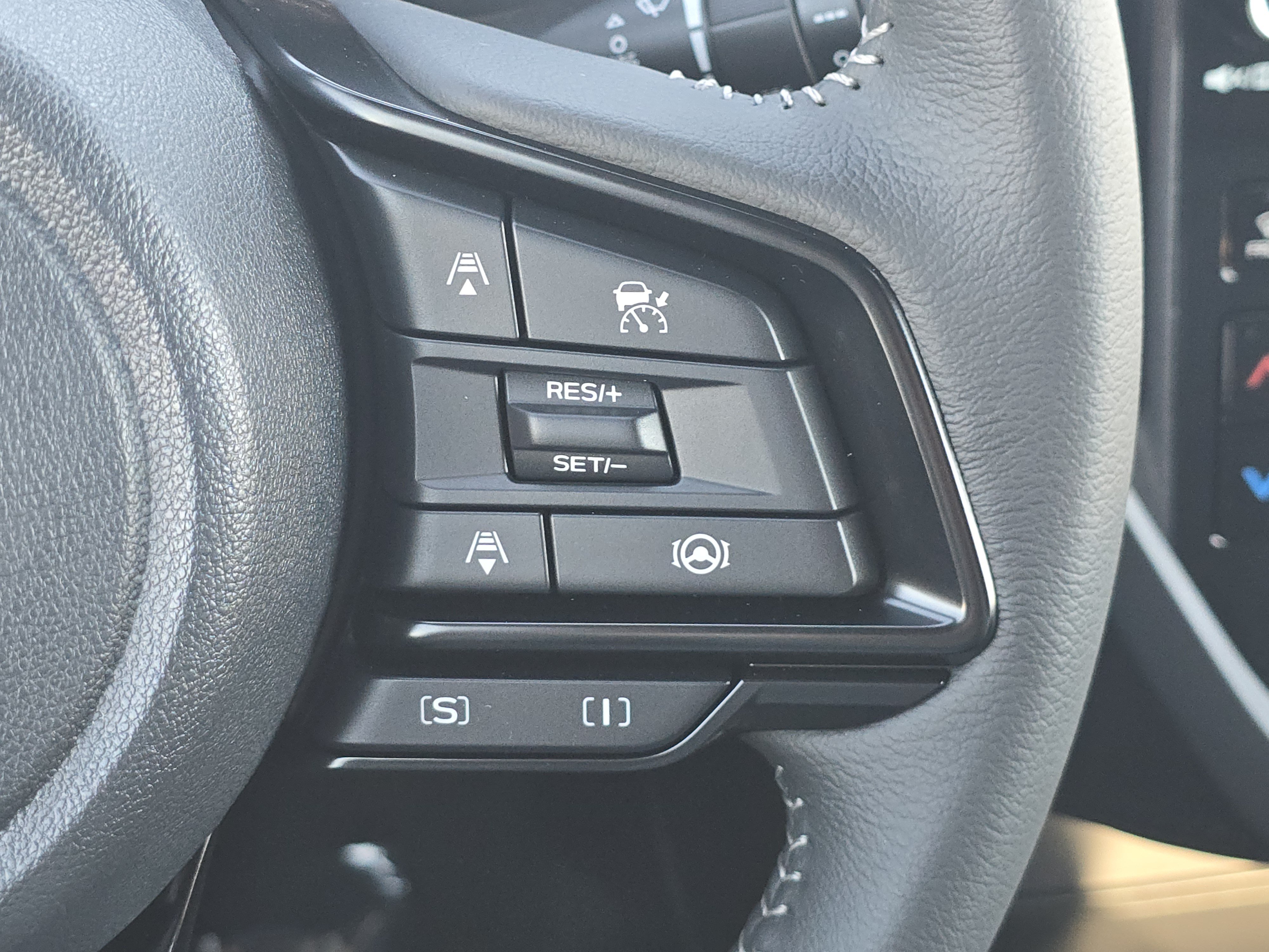 New 2026 Subaru Forester Premium AWD/4WD image 25
