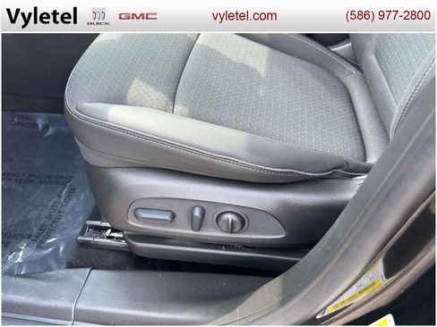 Certified 2023 Buick Encore GX Select w/ Sport Touring Package image 19