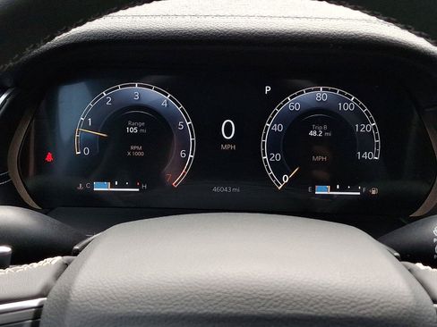 Used 2023 Jeep Grand Cherokee Limited AWD/4WD image 21