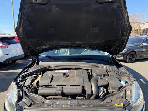 Used 2015 Volvo XC60 3.2 Premier Plus image 24