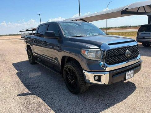 Used 2020 Toyota Tundra SR5 w/ SR5 Upgrade Package RWD image 3