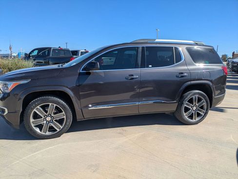 Used 2019 GMC Acadia Denali w/ Technology Package image 6