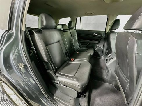 Used 2018 Volkswagen Atlas SE FWD image 34