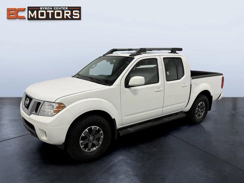 Used 2014 Nissan Frontier PRO-4X AWD/4WD image 1