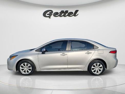 Used 2024 Toyota Corolla LE FWD image 8