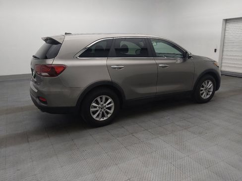 Used 2019 Kia Sorento L FWD image 10