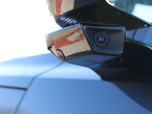 New 2025 Volvo EX90 Ultra image 18