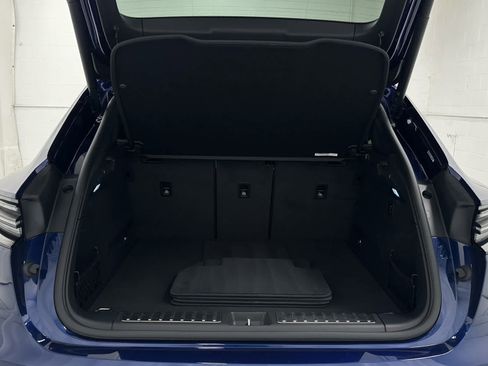 Used 2025 Porsche Macan 4 Electric AWD/4WD image 44
