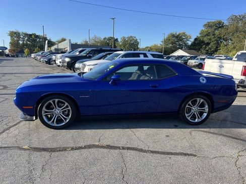 Used 2022 Dodge Challenger R/T image 4