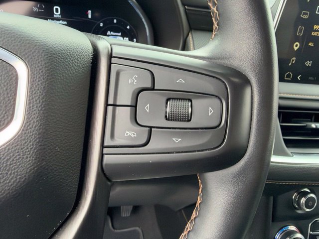 Used 2023 GMC Yukon AT4 w/ AT4 Premium Package AWD/4WD image 15