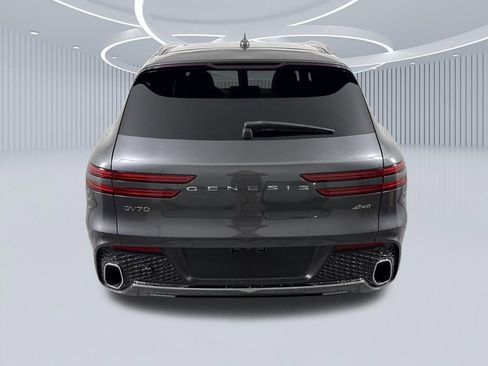 Certified 2022 Genesis GV70 2.5T w/ Advanced Package AWD/4WD image 4