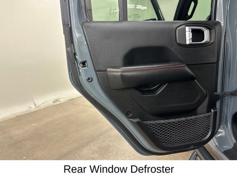 Used 2024 Jeep Wrangler Unlimited Rubicon AWD/4WD image 30