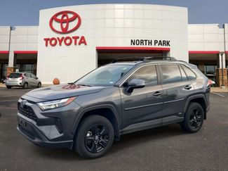Used 2024 Toyota RAV4 XLE AWD/4WD video 1