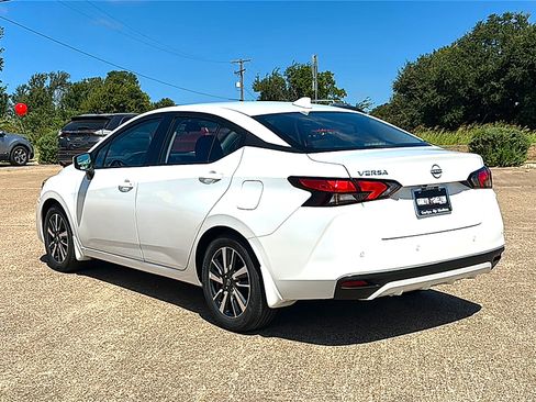 Used 2025 Nissan Versa SV w/ Trunk Package FWD image 6