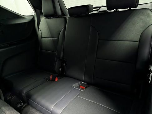 New 2026 Chevrolet Traverse LT image 14