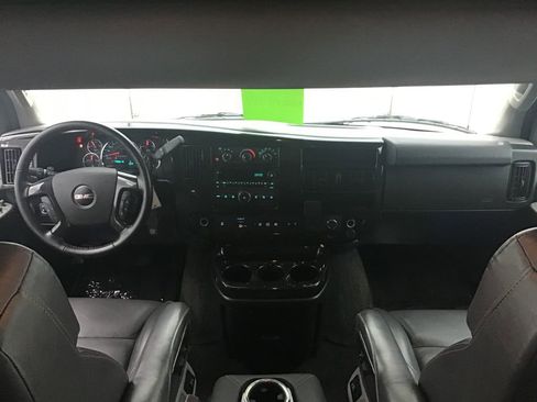 Used 2020 GMC Savana 2500 Extended w/ Enhanced Convenience Package image 2