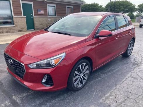 Used 2020 Hyundai Elantra GT FWD image 8