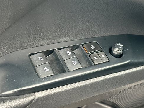 Certified 2020 Toyota Camry SE w/ Carpet Mat Package FWD image 14