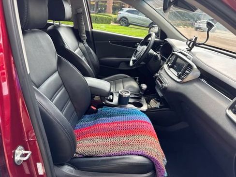 Used 2019 Kia Sorento EX AWD/4WD image 10
