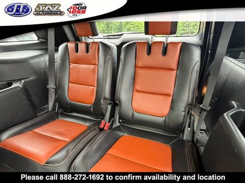 Used 2019 Ford Explorer XLT w/ Equipment Group 202A AWD/4WD image 15
