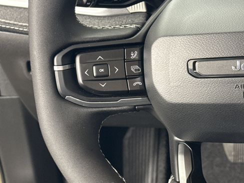New 2026 Jeep Cherokee Laredo AWD/4WD image 17