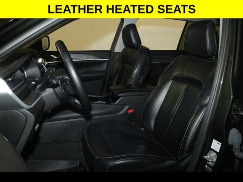 Used 2022 Jeep Grand Cherokee L Limited image 4