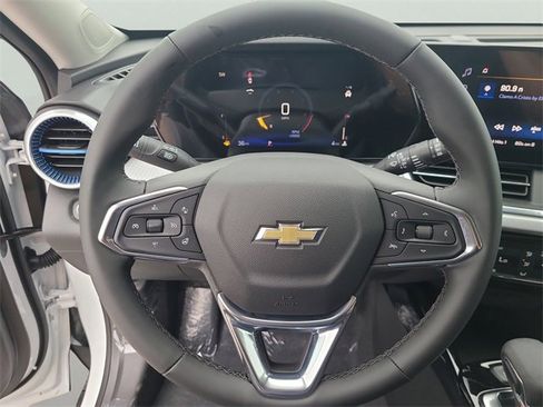 New 2026 Chevrolet Trax LT w/ Driver Confidence Package image 24