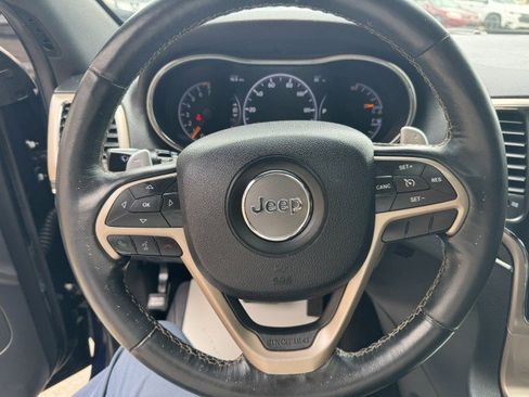 Used 2016 Jeep Grand Cherokee Limited w/ Luxury Group II image 14