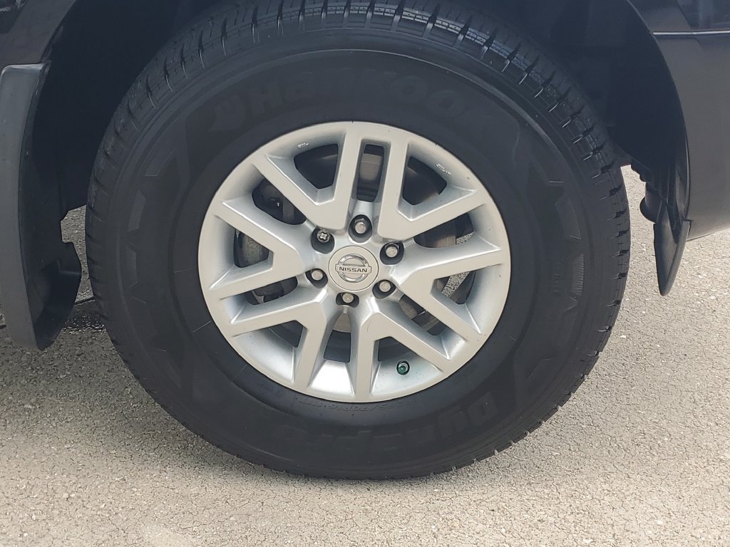 Used 2016 Nissan Frontier SV AWD/4WD image 10