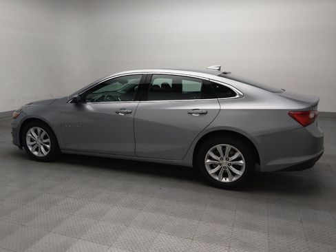 Used 2025 Chevrolet Malibu LT FWD image 3